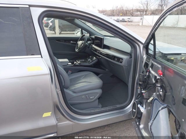 2021 LINCOLN NAUTILUS 2LMPJ8KP4MBL10743 Photo 4