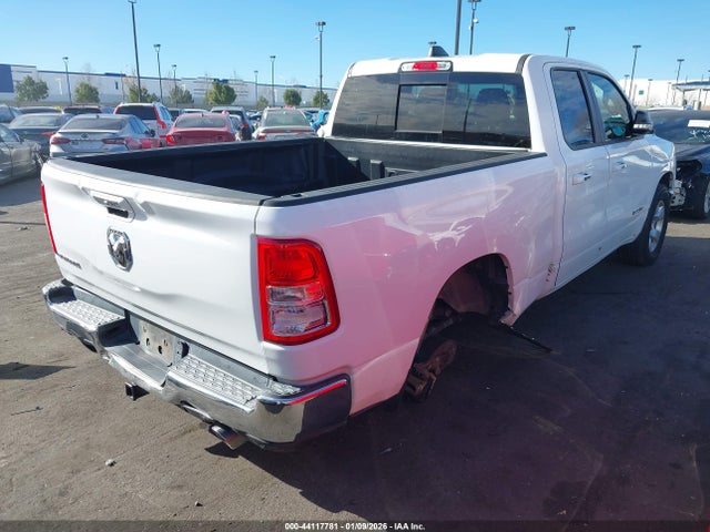1C6RREBT0LN256123 RAM 1500 Big Horn 4x2 6&#039;4 Box