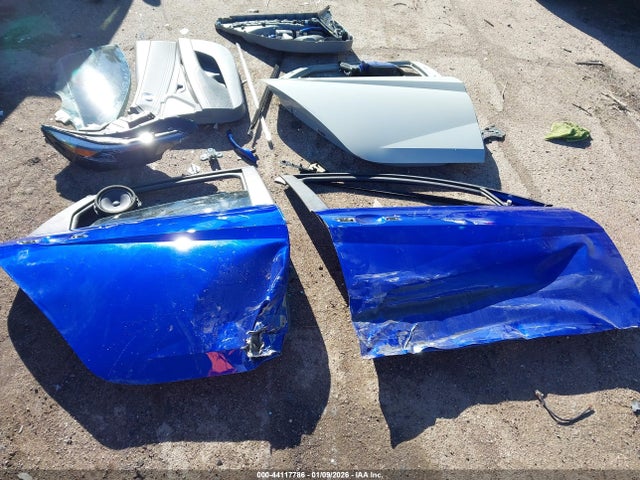 KMHLS4DGXSU908419 Hyundai Elantra Sel Convenience