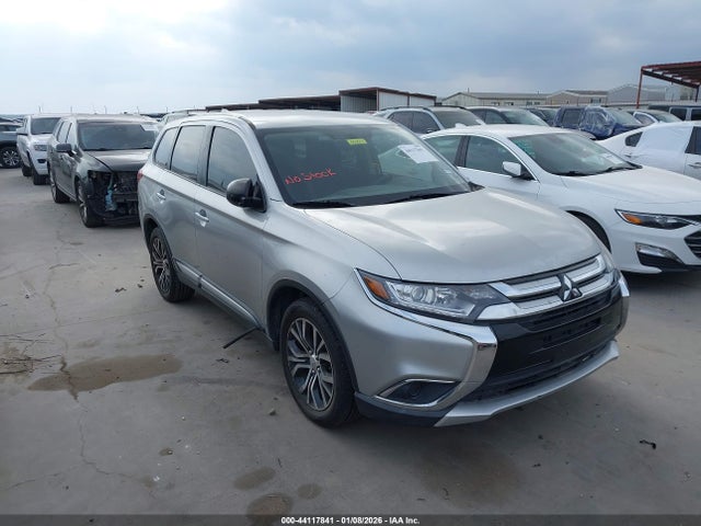 2018 MITSUBISHI OUTLANDER JA4AD2A31JZ071518 Photo 0