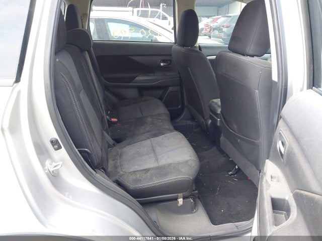 2018 MITSUBISHI OUTLANDER JA4AD2A31JZ071518 Photo 7
