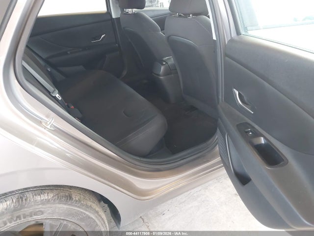 KMHLM4AJ6MU008808 Hyundai Elantra Hybrid Blue