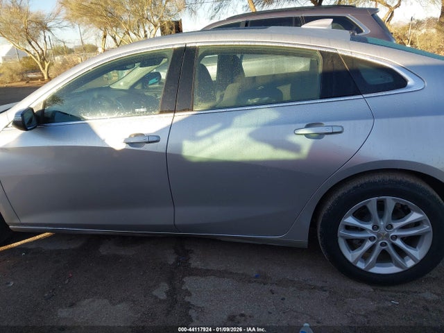Chevrolet MALIBU LT 2018 1G1ZD5ST5JF121646 Image 15