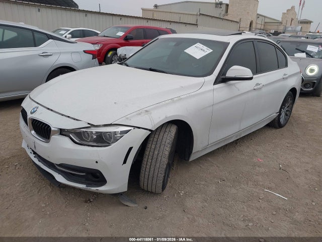 2016 Bmw 328i მანქანა იყიდება აუქციონზე, vin: WBA8E9G54GNT83882, აუქციონის ნომერი: 44118061