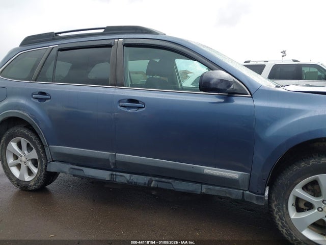 4S4BRCCC2E3310397 Subaru Outback 2.5i Premium