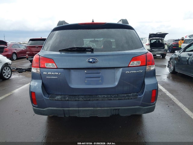 4S4BRCCC2E3310397 Subaru Outback 2.5i Premium