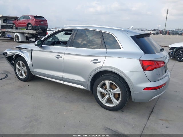 2020 AUDI Q5 WA1ANAFY8L2082295 Photo 2