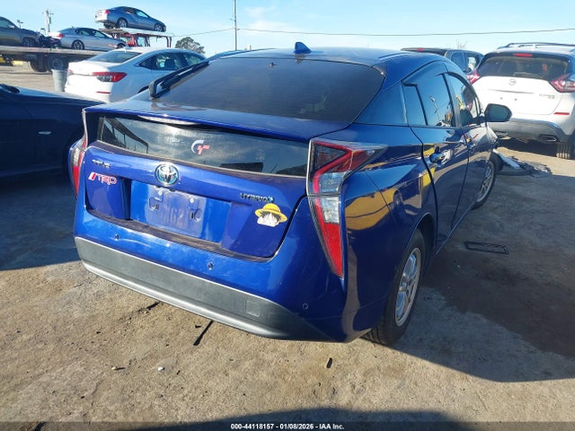 JTDKARFU5J3066001 Toyota Prius Three