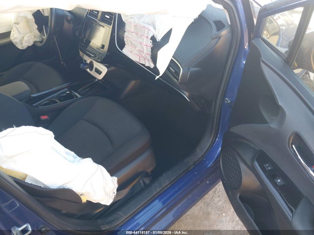 JTDKARFU5J3066001 Toyota Prius Three