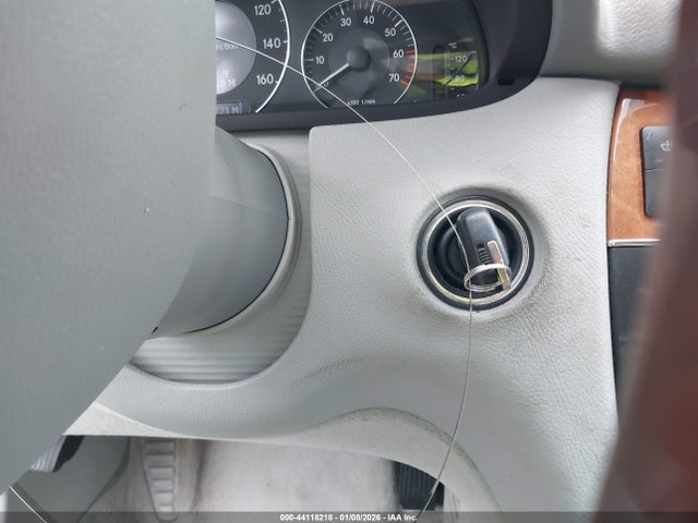 2005 MERCEDES-BENZ CLK 500 WDBTK75G75T049268 Photo 10