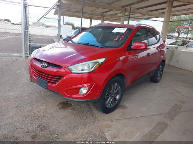 KM8JUCAG1FU099527 Hyundai TUCSON SE