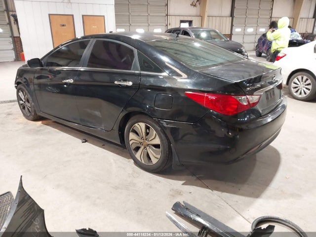 2011 HYUNDAI SONATA 5NPEC4AC2BH139890 Photo 2