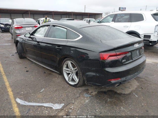 2019 AUDI A5 WAUENCF58KA044852 Photo 2