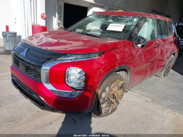 2023 MITSUBISHI OUTLANDER JA4J4UA82PZ047258 Photo 1