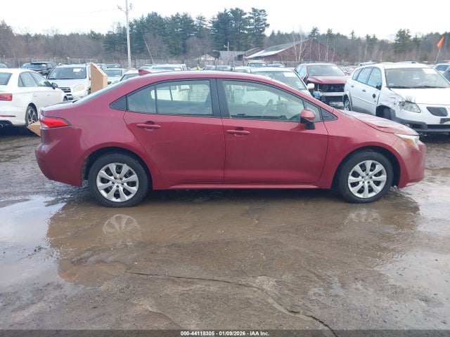 Toyota Corolla Hybrid Le 2025 JTDBCMFE2S3083183 Image 13