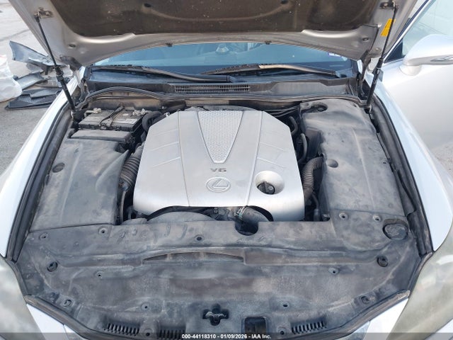 2011 LEXUS IS 350 JTHCE5C25B5000931 Photo 9