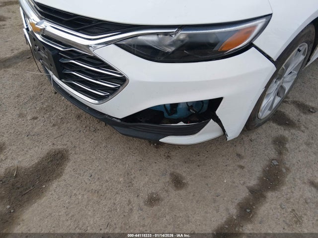 1G1ZD5ST9SF110571 Chevrolet Malibu Fwd 1lt