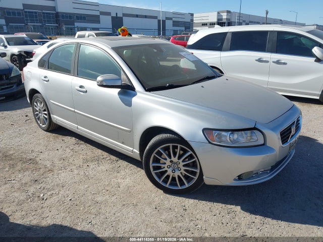 2009 VOLVO S40 YV1MS382392445539