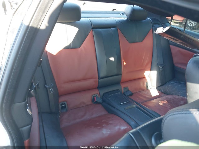 44118357 :رقم المزاد ، WBSKG9C55BE797442 vin ، 2011 Bmw M3 مزاد بيع