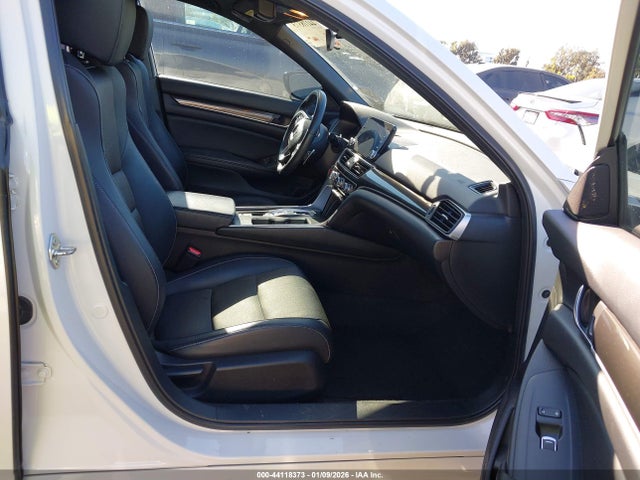 1HGCV2F3XJA032365 Honda Accord Sport 2.0t