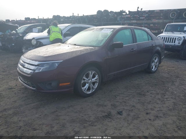 44118380 :رقم المزاد ، 3FAHP0HA2CR406237 vin ، 2012 Ford Fusion Se مزاد بيع