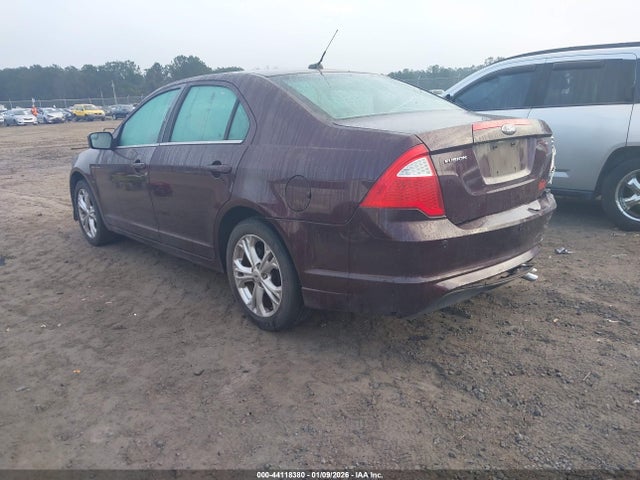 44118380 :رقم المزاد ، 3FAHP0HA2CR406237 vin ، 2012 Ford Fusion Se مزاد بيع
