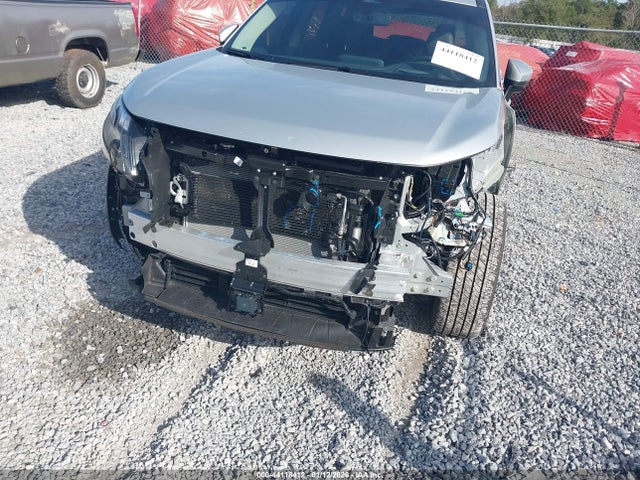5N1DR3DG4SC282611 Nissan Pathfinder Platinum Fwd