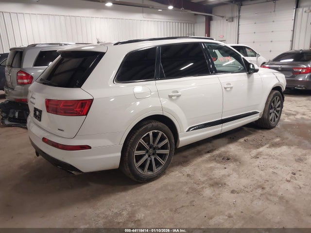 2017 AUDI Q7 WA1LHAF74HD057994 Photo 3