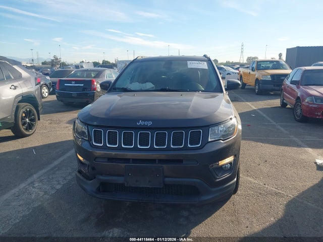 2019 Jeep Compass Latitude Fwd მანქანა იყიდება აუქციონზე, vin: 3C4NJCBB8KT637274, აუქციონის ნომერი: 44118464