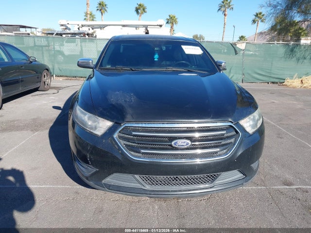Ford Taurus Limited 2015 1FAHP2F88FG102501 Image 17