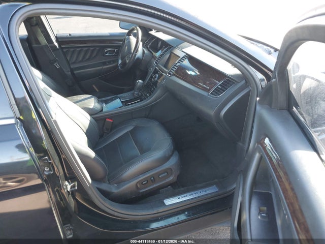 Ford Taurus Limited 2015 1FAHP2F88FG102501 Image 5