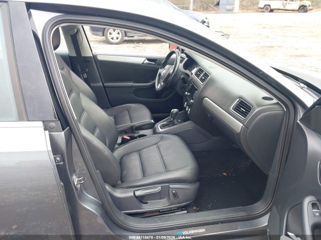 3VWD17AJ3EM294428 Volkswagen Jetta 1.8t Se
