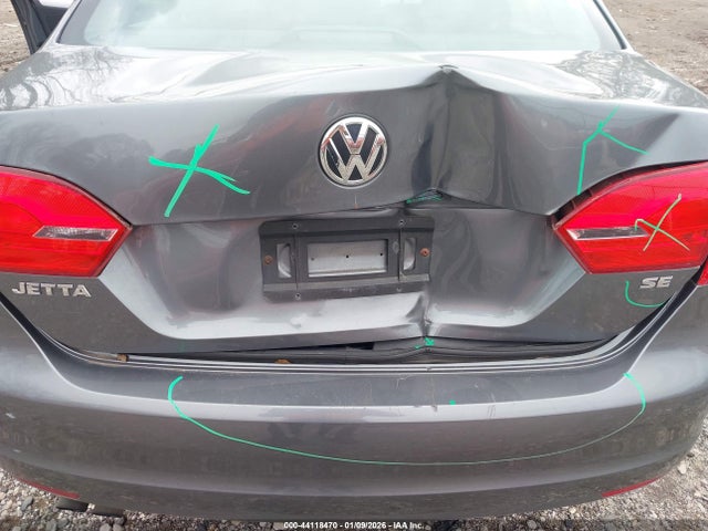 3VWD17AJ3EM294428 Volkswagen Jetta 1.8t Se