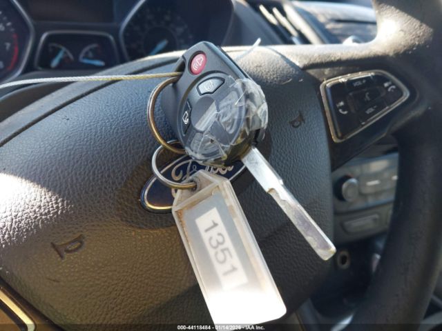 2018 FORD ESCAPE 1FMCU0GD5JUC61351 Photo 10