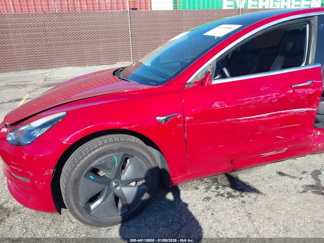44118500 :رقم المزاد ، 5YJ3E1EA1KF299119 vin ، 2019 Tesla Model 3 Long Range/mid Range/standard Range/standard Range Plus مزاد بيع