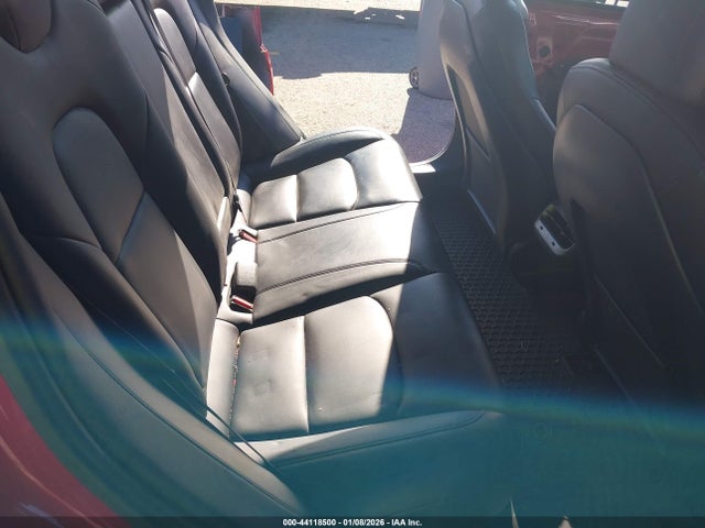 44118500 :رقم المزاد ، 5YJ3E1EA1KF299119 vin ، 2019 Tesla Model 3 Long Range/mid Range/standard Range/standard Range Plus مزاد بيع