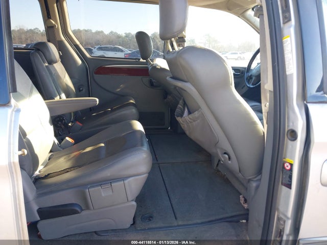 Продажа на аукционе авто 2005 Chrysler Town & Country Limited, vin: 2C8GP64L25R548143, номер лота: 44118514
