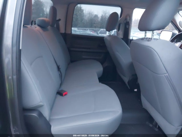 44118529 :رقم المزاد ، 3C6RR7KT5GG313779 vin ، 2016 Ram 1500 Express مزاد بيع
