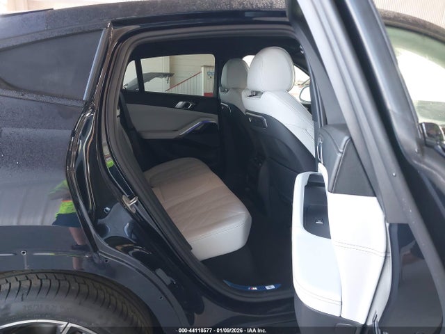 2024 BMW X6 5UX33EX02R9U97955 Photo 7