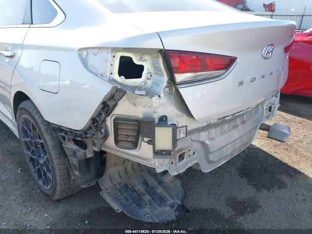5NPE34AF1JH634445 Hyundai SONATA SEL