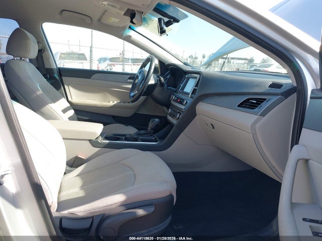5NPE34AF1JH634445 Hyundai SONATA SEL