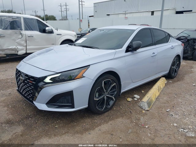 44118646 :رقم المزاد ، 1N4BL4CV6RN417000 vin ، 2024 Nissan Altima Sr Fwd مزاد بيع