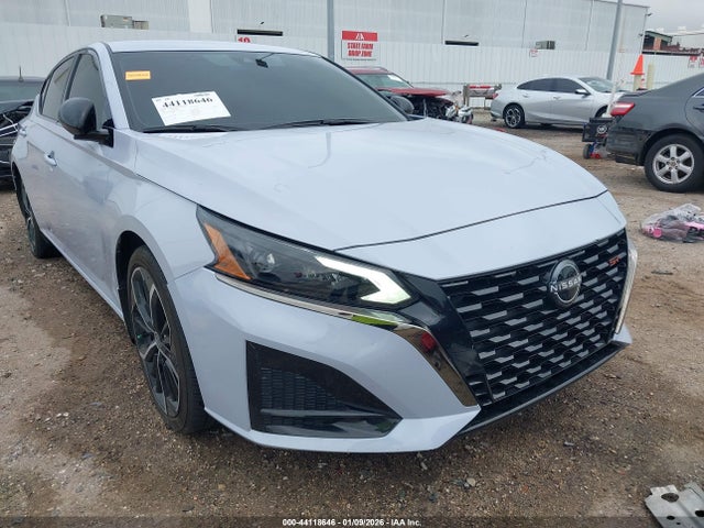 44118646 :رقم المزاد ، 1N4BL4CV6RN417000 vin ، 2024 Nissan Altima Sr Fwd مزاد بيع