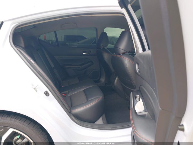 44118646 :رقم المزاد ، 1N4BL4CV6RN417000 vin ، 2024 Nissan Altima Sr Fwd مزاد بيع