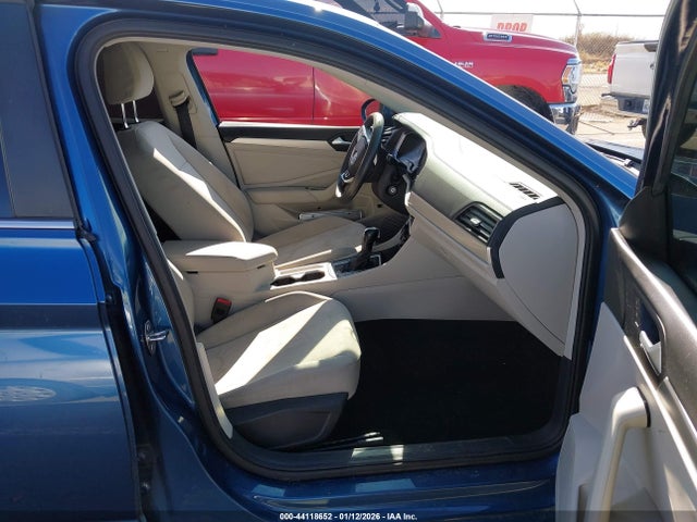 Продажа на аукционе авто 2019 Volkswagen Jetta 1.4t R-line/1.4t S/1.4t Se, vin: 3VWC57BU9KM046351, номер лота: 44118652