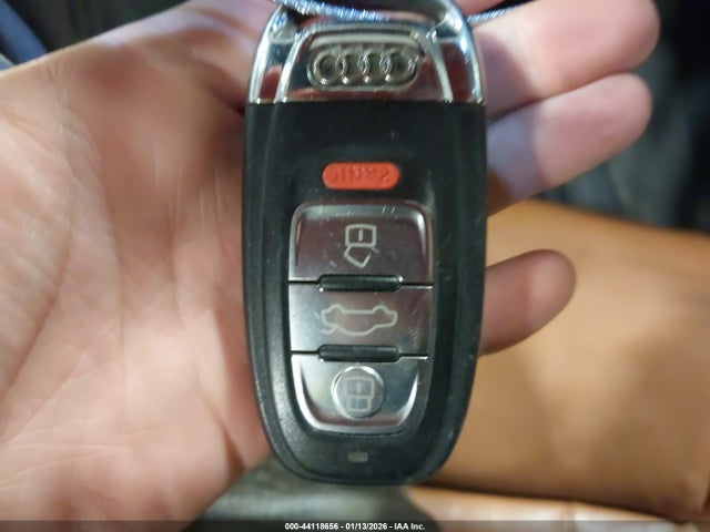 44118656 :رقم المزاد ، WAUCGAFH0DN004261 vin ، 2013 Audi S5 3.0t Premium Plus مزاد بيع