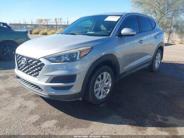 Hyundai TUCSON SE 2020 KM8J23A48LU083235 Image 2