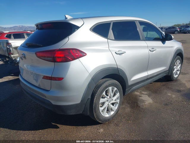 Hyundai TUCSON SE 2020 KM8J23A48LU083235 Image 4
