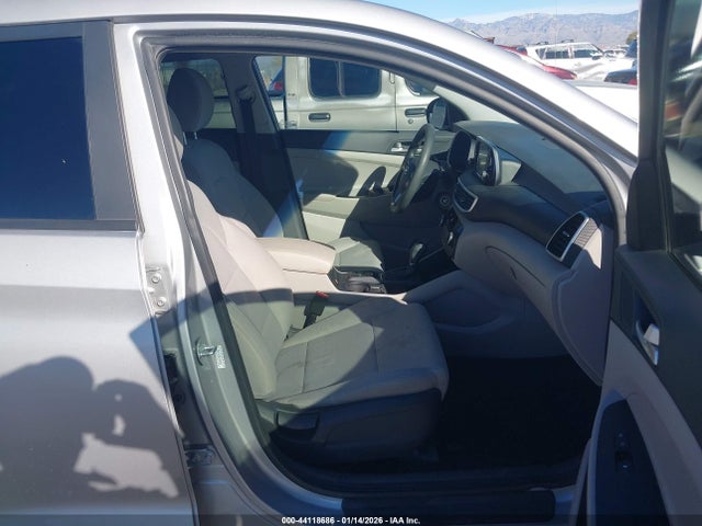 Hyundai TUCSON SE 2020 KM8J23A48LU083235 Image 5