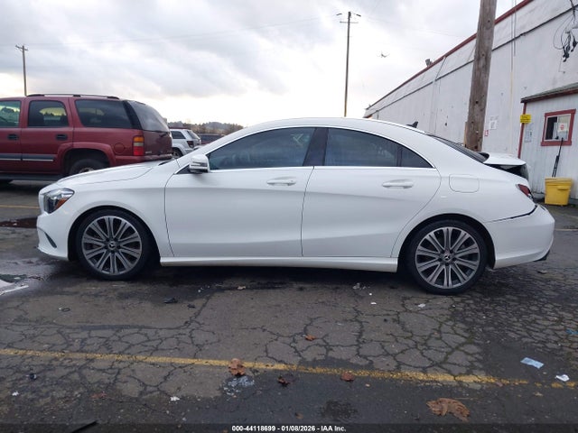 WDDSJ4GB8JN693978 Mercedes-Benz CLA 250 4MATIC